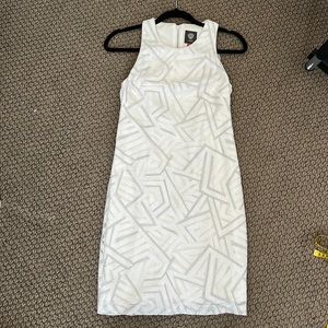 NWT Vince Camuto Sequins White Sheath Dress
